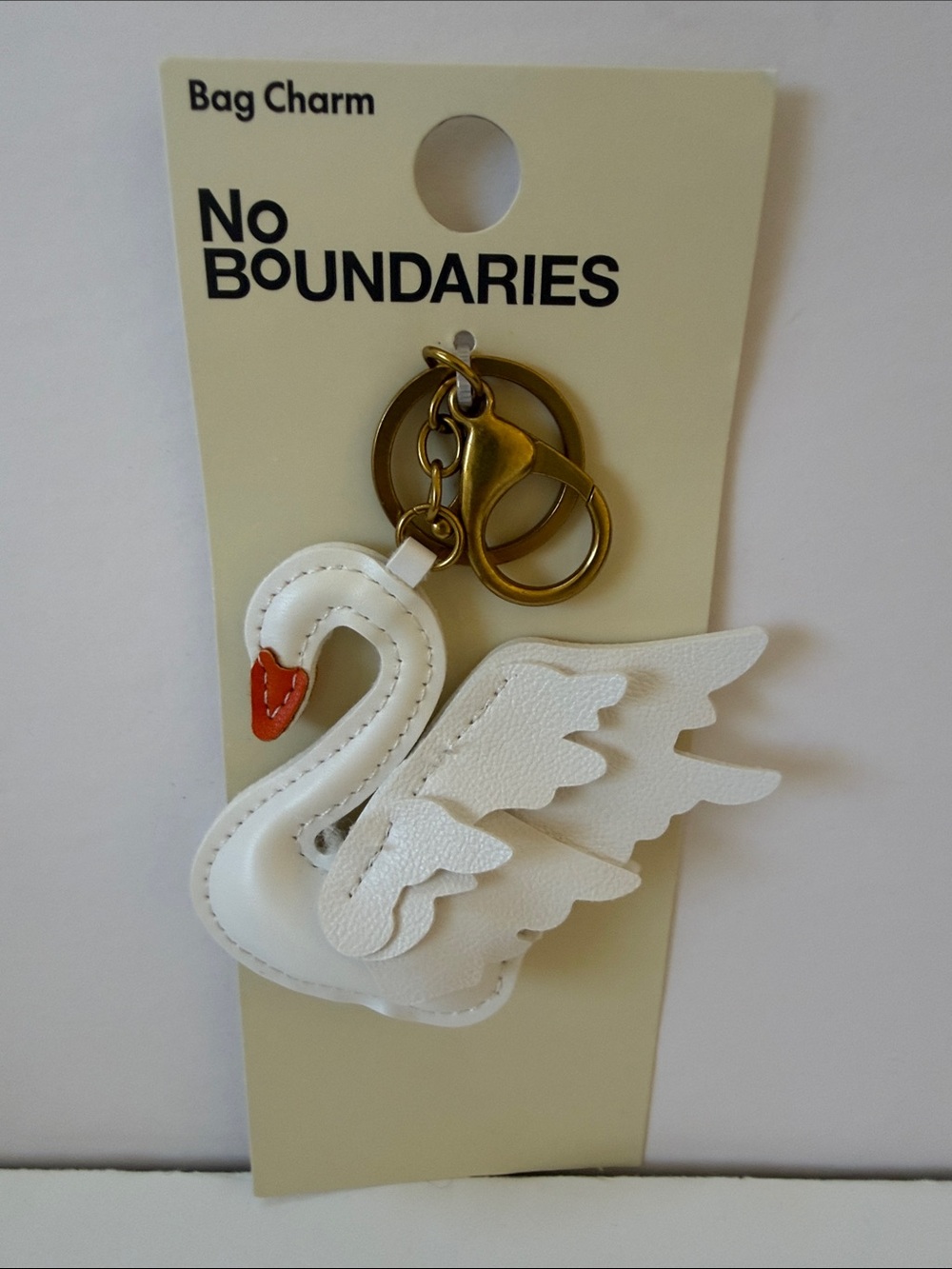 New No Boundaries White Swan Bag Charm